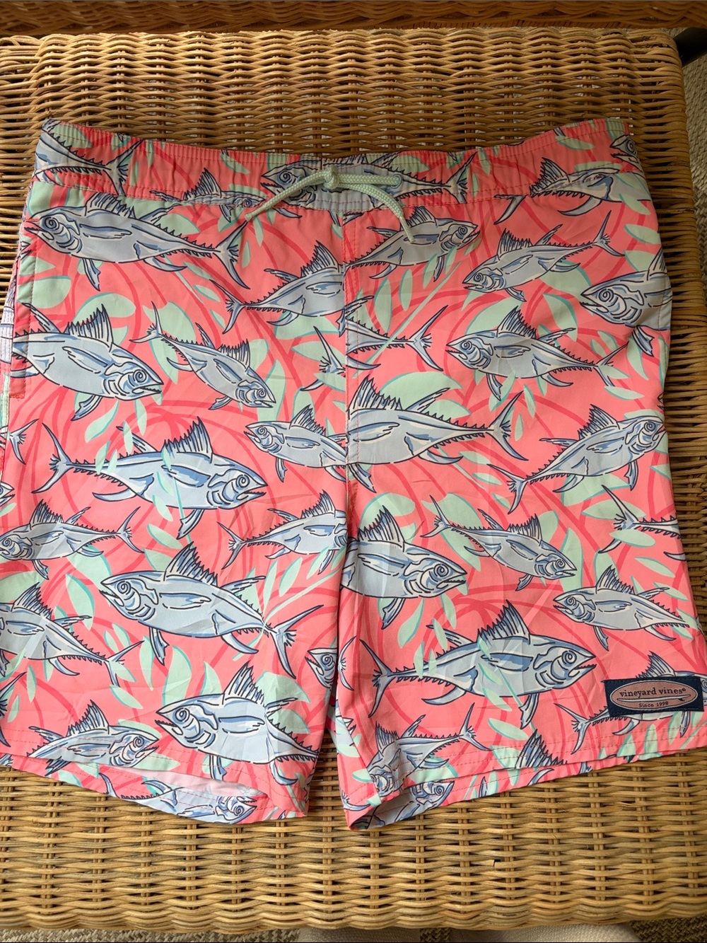 Vineyard Vines boys size large 16 chappy swim trunks fish beach vacation
